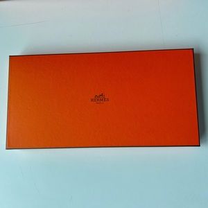 Hermes flat box